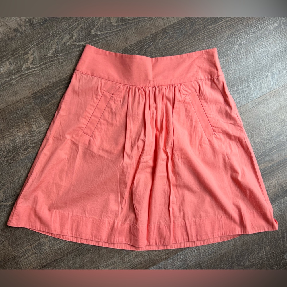 J. Crew Factory Coral Skirt with pockets Women’s Size 2